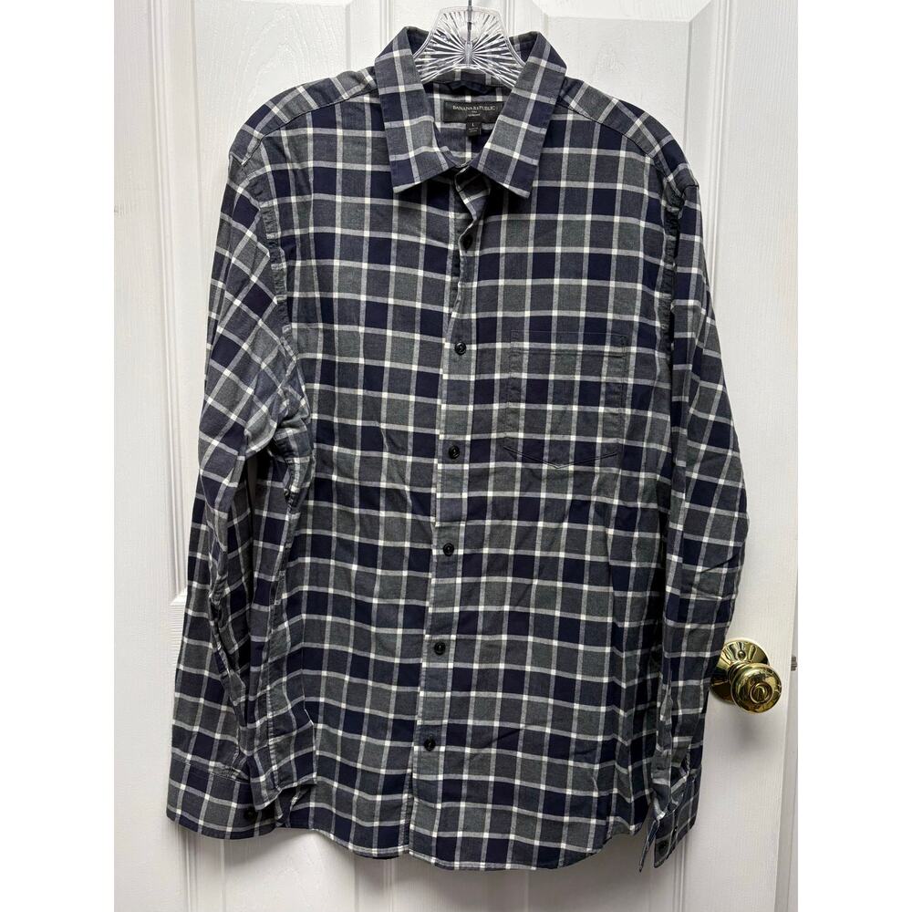 Banana Republic Shirt Mens L Button Up Plaid Slim 100% Cotton Black Gray Plaid